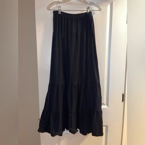 Sundry long black knit skirt